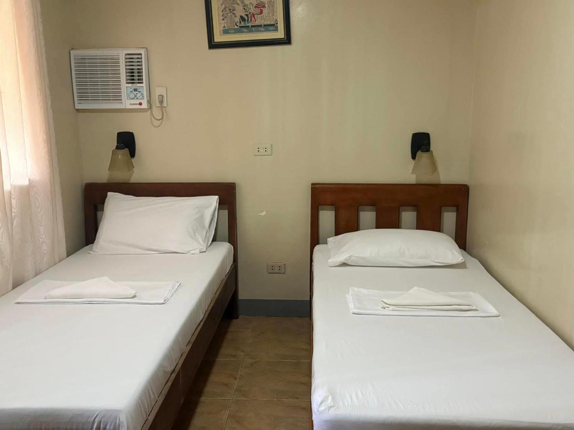 Dubay Panglao Beachfront Resort Buitenkant foto